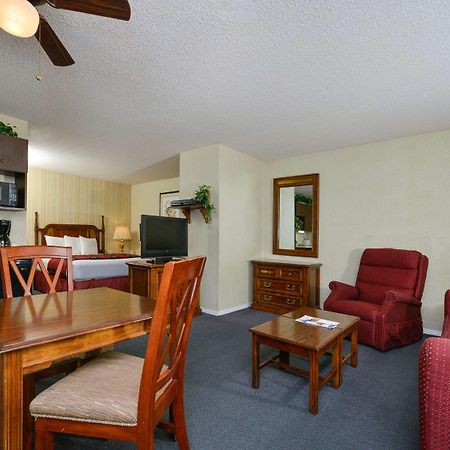 Americas Best Value Inn & Suites - Lancaster Kültér fotó
