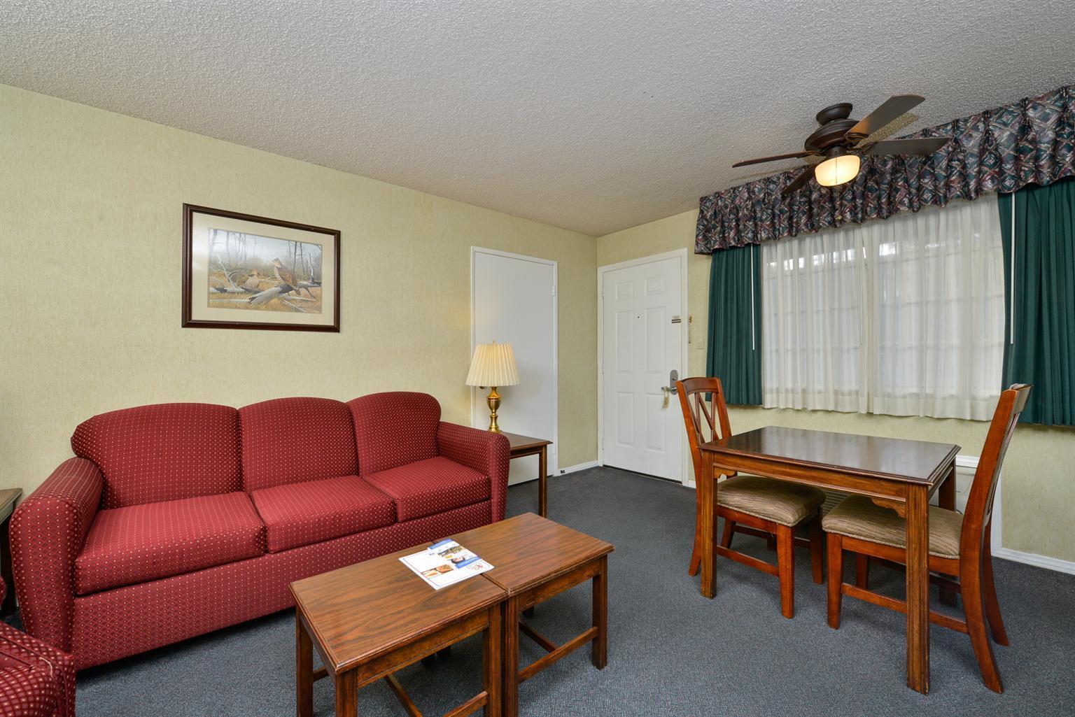 Americas Best Value Inn & Suites - Lancaster Kültér fotó