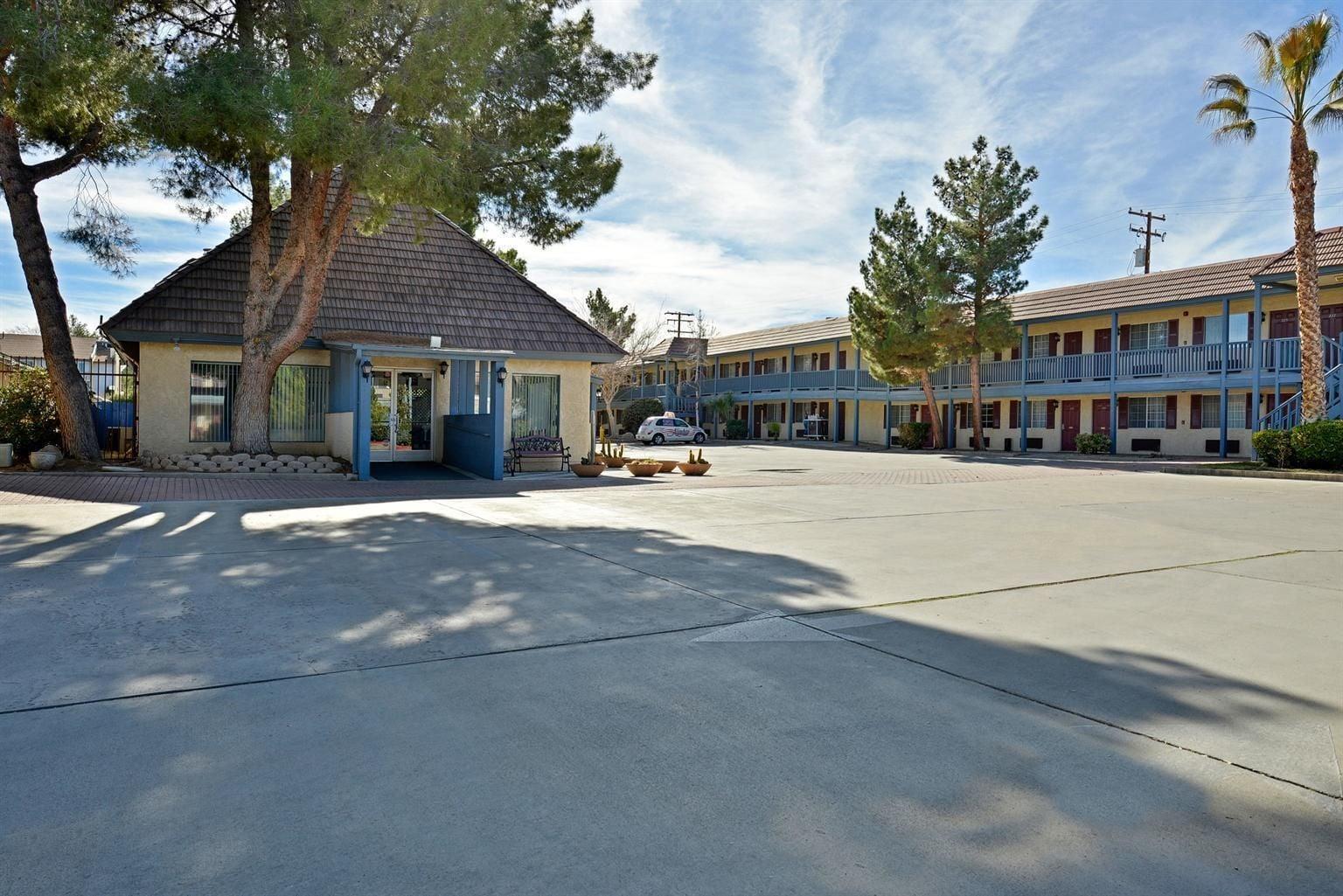 Americas Best Value Inn & Suites - Lancaster Kültér fotó