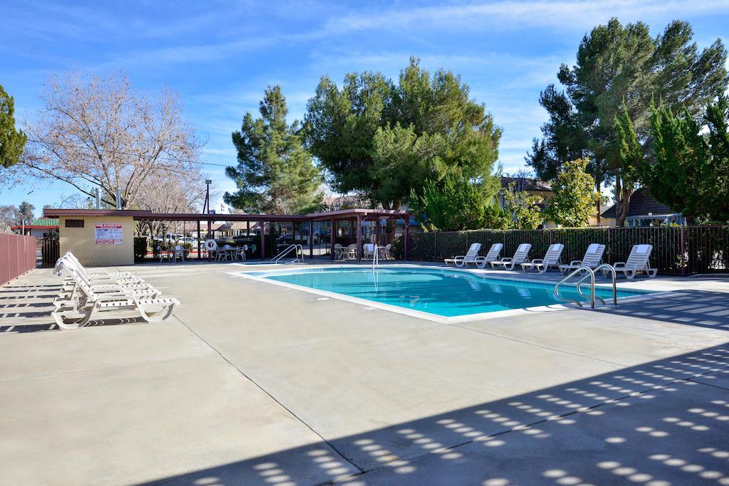 Americas Best Value Inn & Suites - Lancaster Kültér fotó